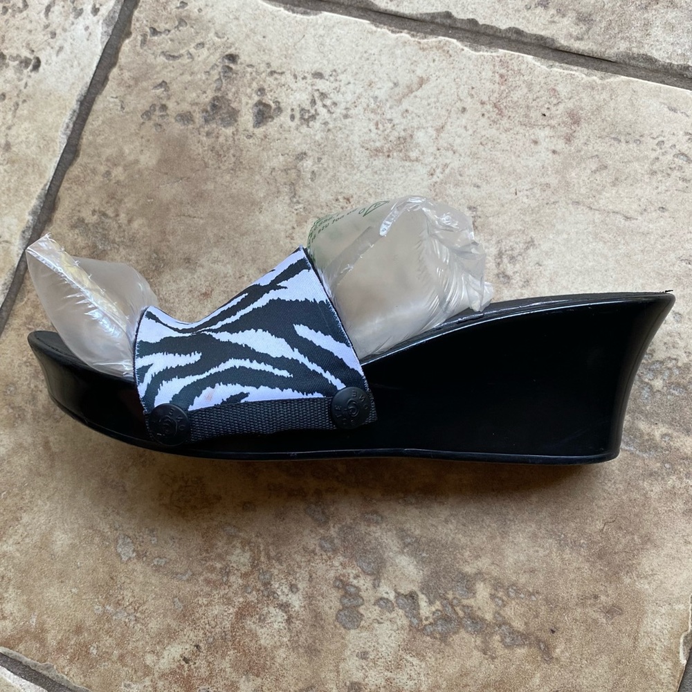 ONESOLE Interchangeable Strap Slides - Picture 10 of 13